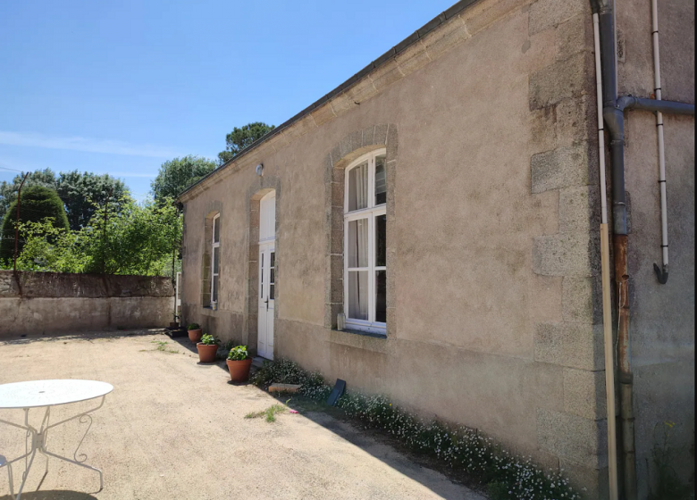 GITE ANCIENNE ÉCOLE DE MONTIGNÉ