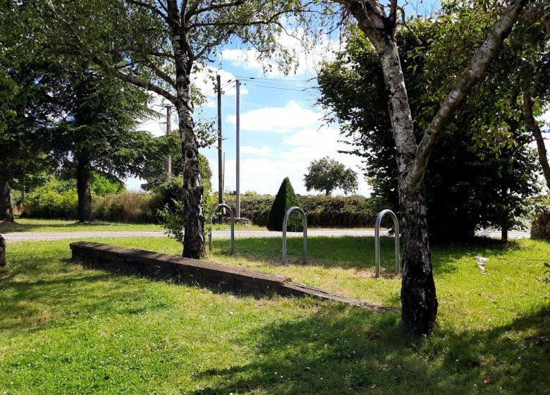 Aire de pique-nique aux abords du Moulin de l’Epinay