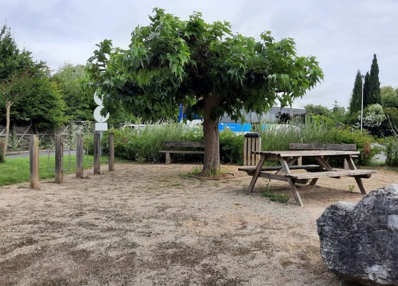 Aire d’arrêt principale de La Loire à Vélo à Montjean-sur-Loire