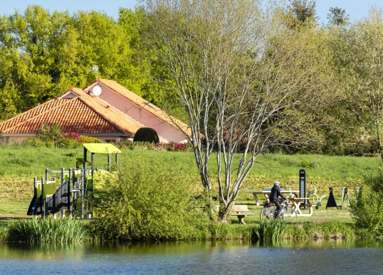 AIRE DE PIQUE-NIQUE DES LAVANDIÈRES