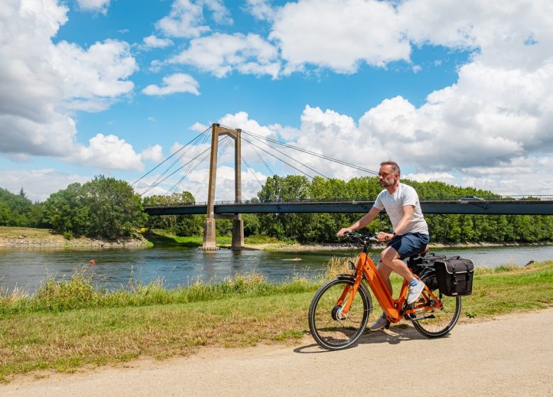 LA LOIRE À VÉLO (ST-FLORENT-LE-VIEIL – CHAMPTOCEAUX)